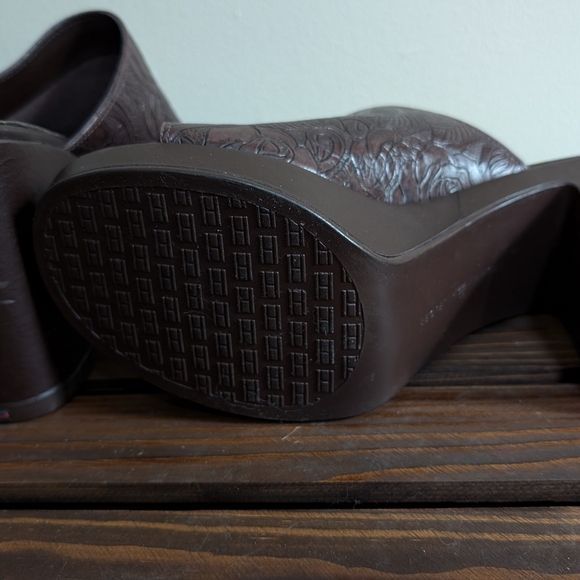 NWOT Leather Clogs - Picture 5 of 8